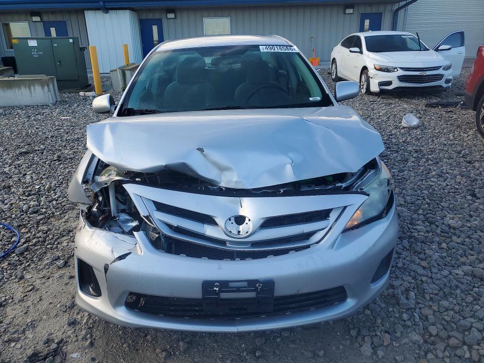 49018586 :رقم المزاد ، 5YFBU4EE9CP045537 vin ، 2012 Toyota Corolla مزاد بيع