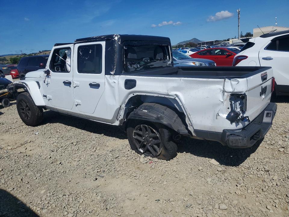 Продаж на аукціоні авто 2024 Jeep Gladiator, vin: 1C6HJTAG2RL105817, номер лоту: 51021026