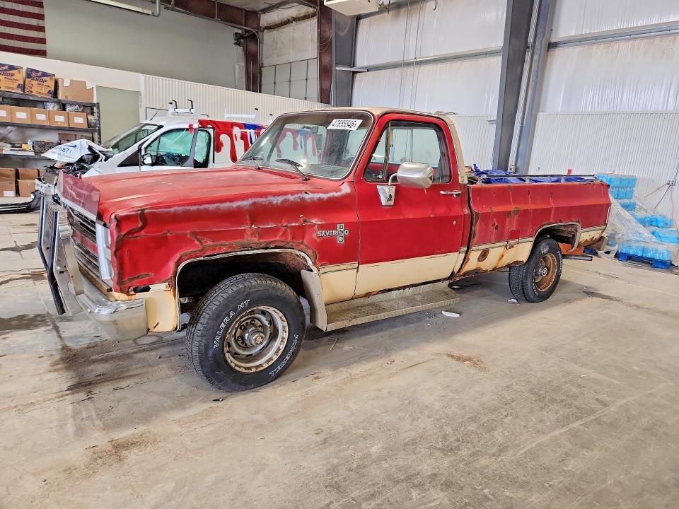 1985 Chev K10 მანქანა იყიდება აუქციონზე, vin: 1GCEK14H5FJ107652, აუქციონის ნომერი: 47655546