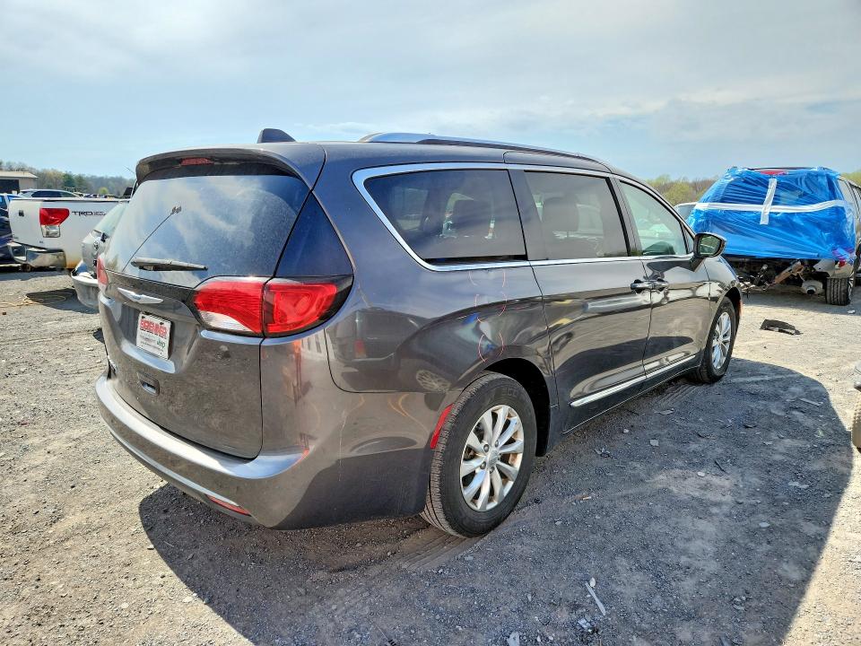 Продажа на аукционе авто 2018 Chrysler Pacifica, vin: 2C4RC1EG6JR150115, номер лота: 49308306