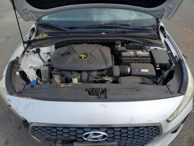 Продаж на аукціоні авто 2018 Hyundai Elantra Gt, vin: KMHH35LEXJU011978, номер лоту: 48888006