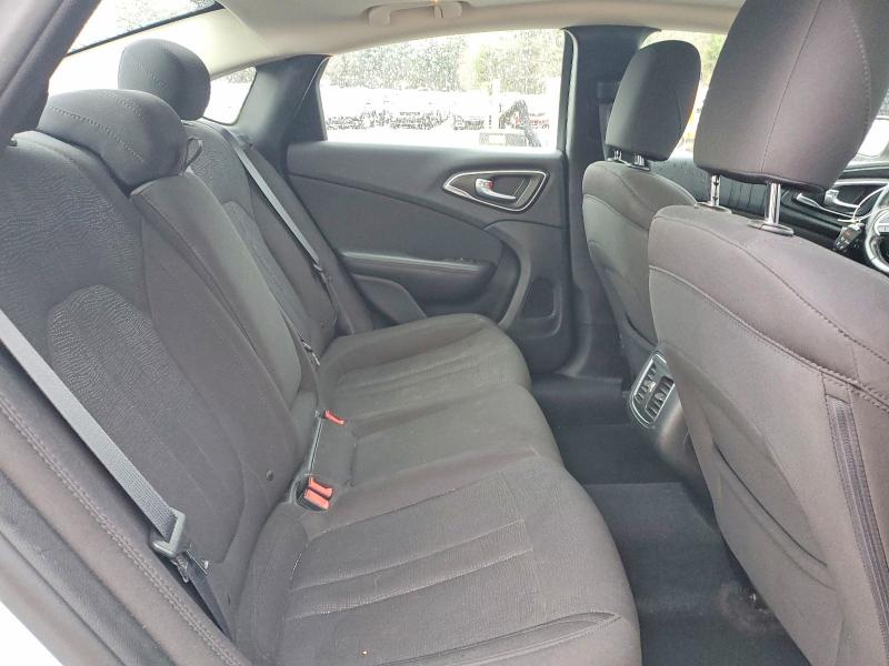 2015 Chrysler 200 მანქანა იყიდება აუქციონზე, vin: 1C3CCCAB4FN672570, აუქციონის ნომერი: 48223916