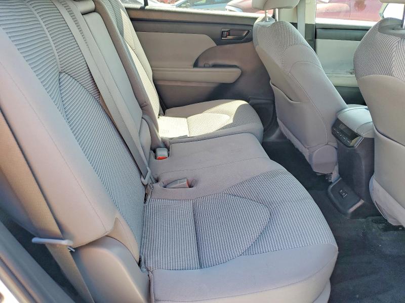 51697836 :رقم المزاد ، 5TDCZRAH1MS068256 vin ، 2021 Toyota Highlander مزاد بيع
