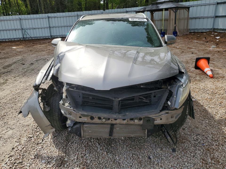 Продаж на аукціоні авто 2016 Lincoln Mkc, vin: 5LMCJ2C92GUJ28199, номер лоту: 49174026