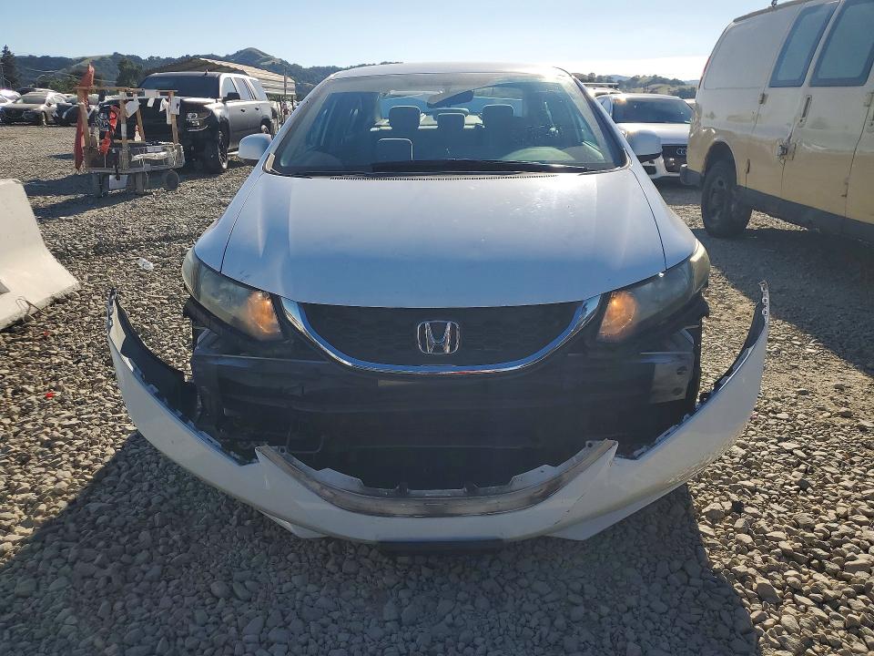 48710606 :رقم المزاد ، 19XFB2F50DE288117 vin ، 2013 Honda Civic مزاد بيع