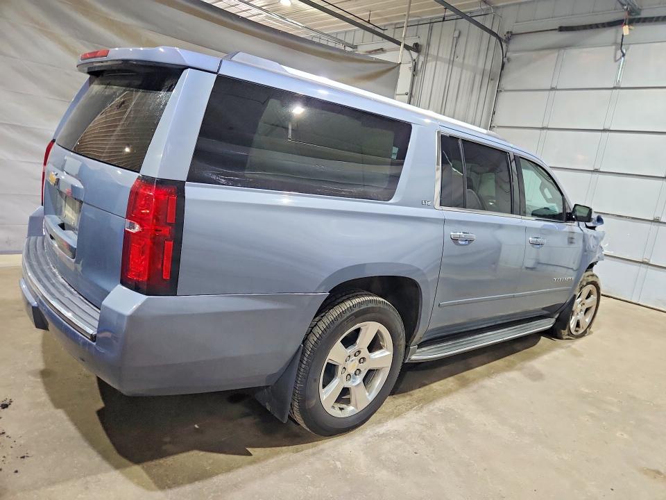 2016 Chevrolet Suburban მანქანა იყიდება აუქციონზე, vin: 1GNSKJKC1GR101951, აუქციონის ნომერი: 50264976