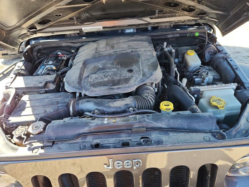 48768986 :رقم المزاد ، 1C4BJWDG0JL828503 vin ، 2018 Jeep Wrangler Unlimited مزاد بيع