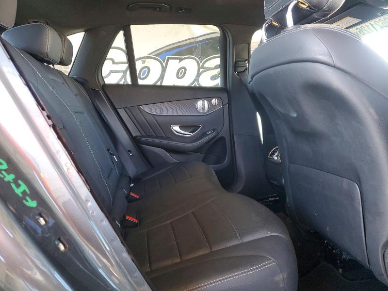 49621126 :رقم المزاد ، WDC0G4KB1JV062264 vin ، 2018 Mercedes-benz Glc مزاد بيع