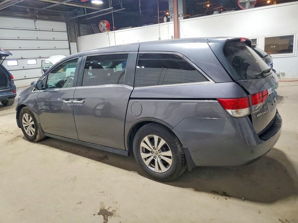 51661966 :رقم المزاد ، 5FNRL5H48FB026052 vin ، 2015 Honda Odyssey مزاد بيع