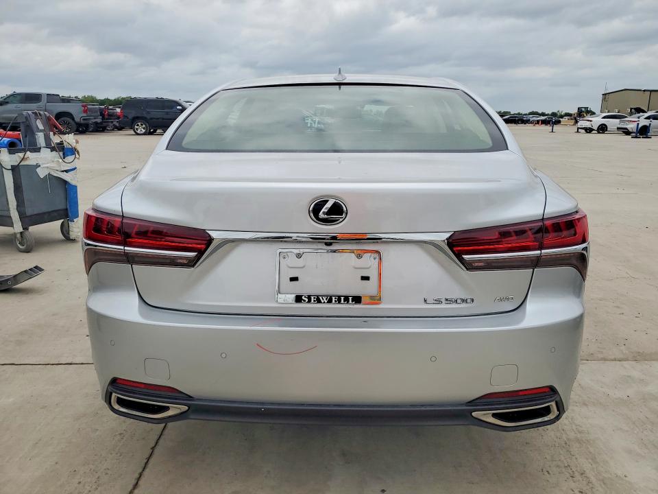 50860526 :رقم المزاد ، JTHC51FF6J5005318 vin ، 2018 Lexus Ls 500 مزاد بيع