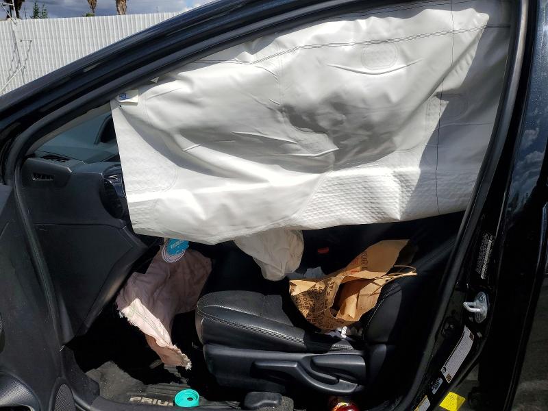 Продажа на аукционе авто 2018 Toyota Prius C, vin: JTDKDTB39J1606558, номер лота: 49394306