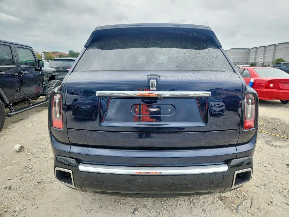 50949566 :رقم المزاد ، SLA13HA05SU228281 vin ، 2025 Rolls-royce Cullinan مزاد بيع