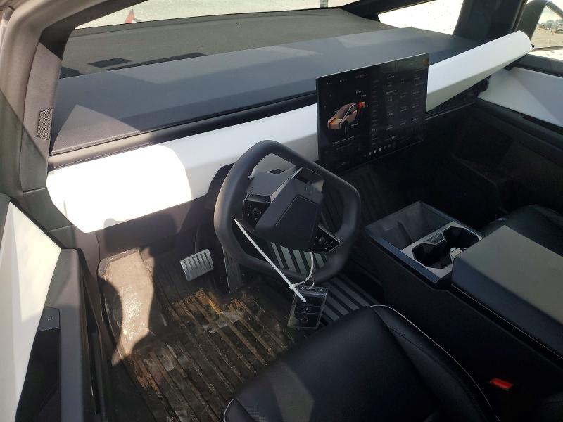 50323656 :رقم المزاد ، 7G2CEHED3RA010782 vin ، 2024 Tesla Cybertruck مزاد بيع