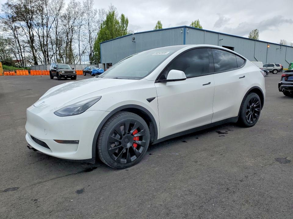 Auction sale of the 2023 Tesla Model Y, vin: 7SAYGDEE1PF759068, lot number: 50242606