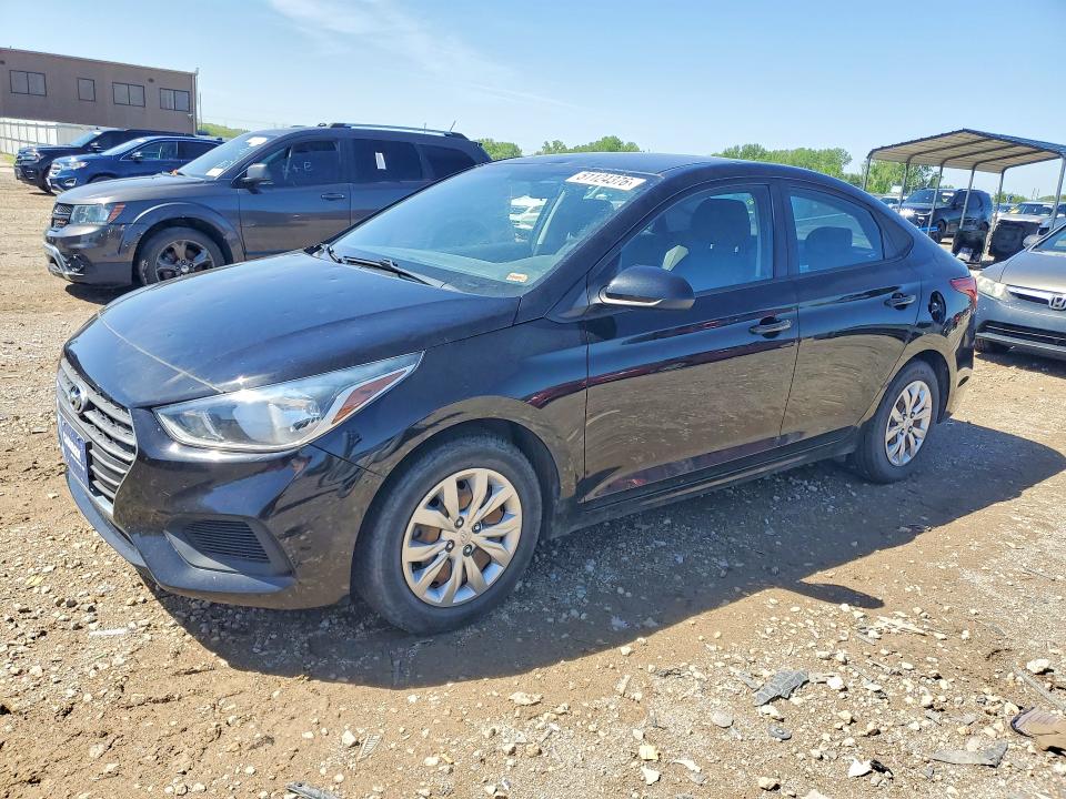 2018 Hyundai Accent მანქანა იყიდება აუქციონზე, vin: 3KPC24A32JE025725, აუქციონის ნომერი: 51124376