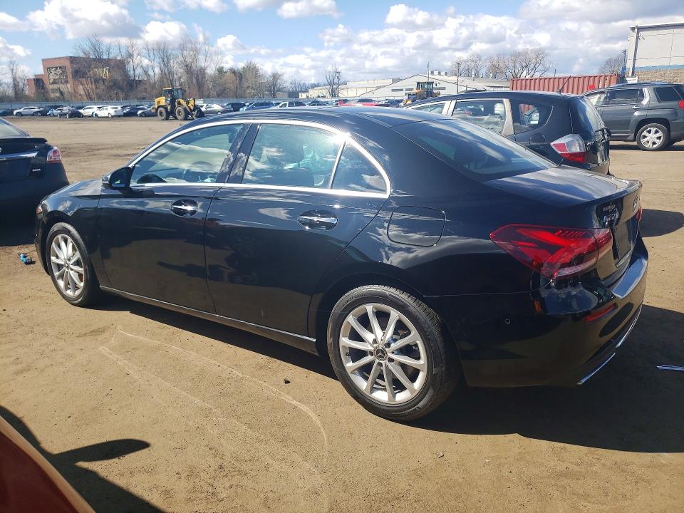 48980466 :رقم المزاد ، W1K3G4FB8MJ276392 vin ، 2021 Mercedes-benz A مزاد بيع