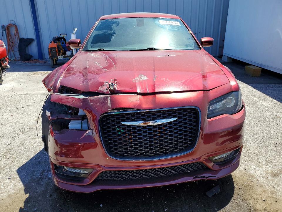 Продажа на аукционе авто 2020 Chrysler 300, vin: 2C3CCABT0LH217232, номер лота: 49748926
