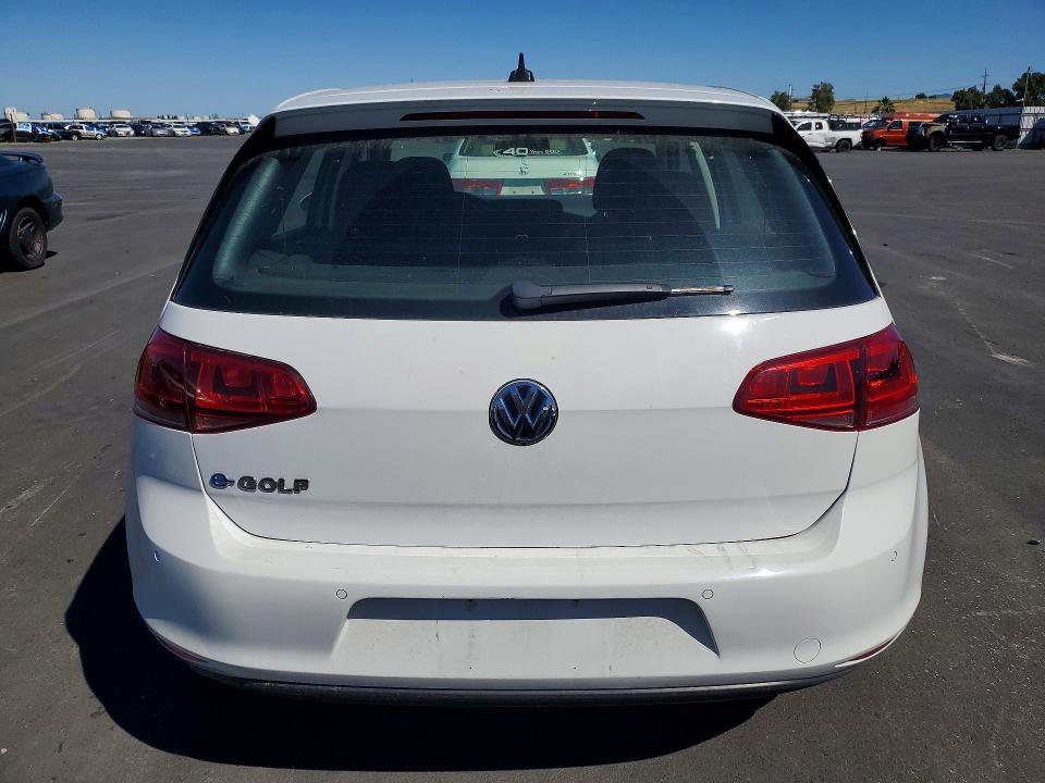 48443836 :رقم المزاد ، WVWKP7AU7FW905064 vin ، 2015 Volkswagen E-golf مزاد بيع