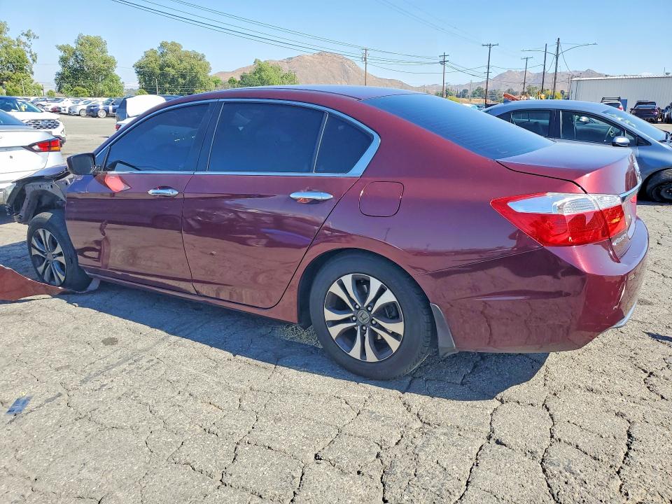 2015 Honda Accord მანქანა იყიდება აუქციონზე, vin: 1HGCR2F32FA223709, აუქციონის ნომერი: 49600496