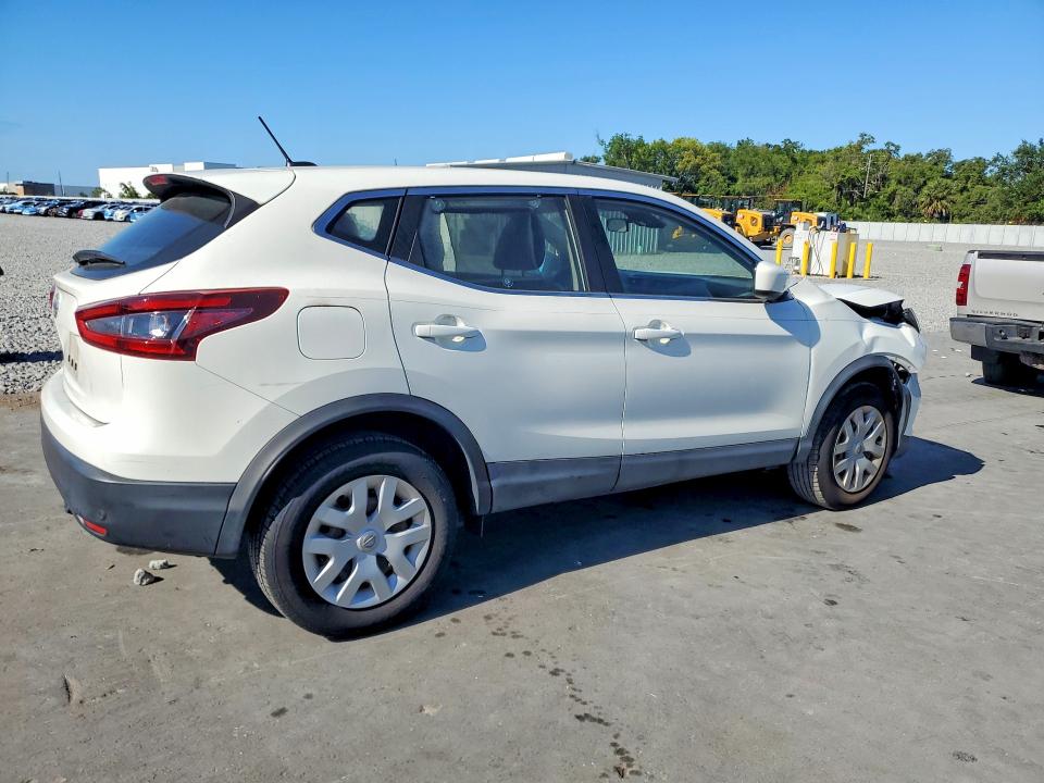 50050826 :رقم المزاد ، JN1BJ1CV4LW250820 vin ، 2020 Nissan Rogue Sport مزاد بيع
