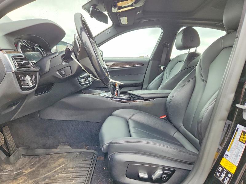 51761136 :رقم المزاد ، WBAJA7C53JWC74681 vin ، 2018 Bmw 530 مزاد بيع