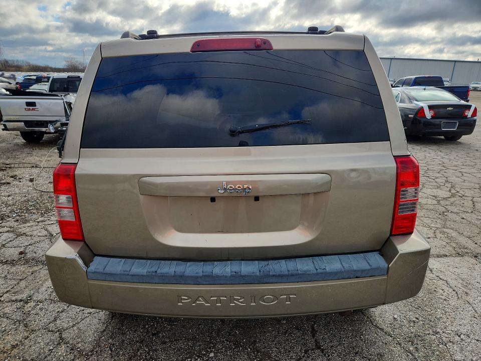 48582536 :رقم المزاد ، 1J8FT28W98D756915 vin ، 2008 Jeep Patriot مزاد بيع