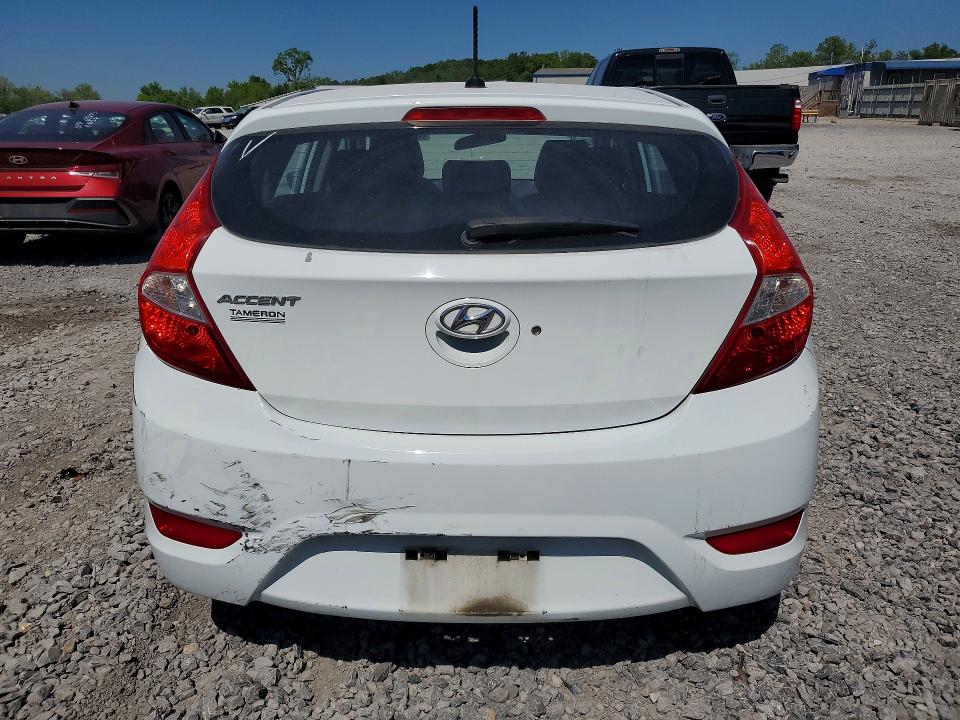 2015 Hyundai Accent მანქანა იყიდება აუქციონზე, vin: KMHCT5AE7FU217280, აუქციონის ნომერი: 49323236