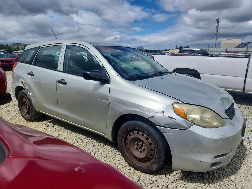48526066 :رقم المزاد ، 2T1KR32E83C104478 vin ، 2003 Toyota Matrix مزاد بيع