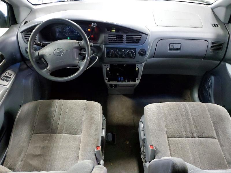 50283176 :رقم المزاد ، 4T3ZF19C52U470547 vin ، 2002 Toyota Sienna مزاد بيع