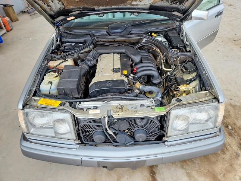 Продажа на аукционе авто 1995 Mercedes Benz E, vin: WDBEA32E1SC212130, номер лота: 46623296