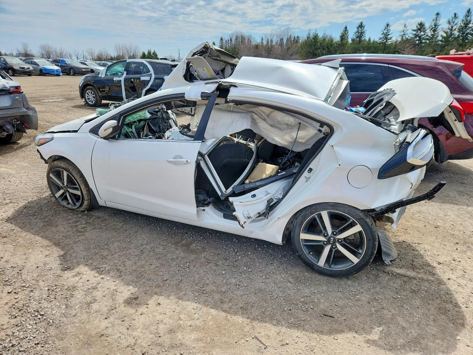 2018 Kia Forte მანქანა იყიდება აუქციონზე, vin: 3KPFL4A81JE209902, აუქციონის ნომერი: 50092656