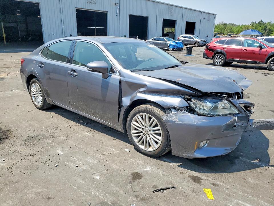 50479666 :رقم المزاد ، JTHBK1GG5F2185170 vin ، 2015 Lexus Es مزاد بيع