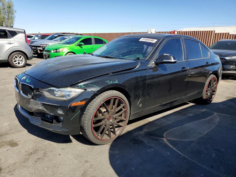 51405596 :رقم المزاد ، WBA3C3G55FNT53625 vin ، 2015 Bmw 320 مزاد بيع