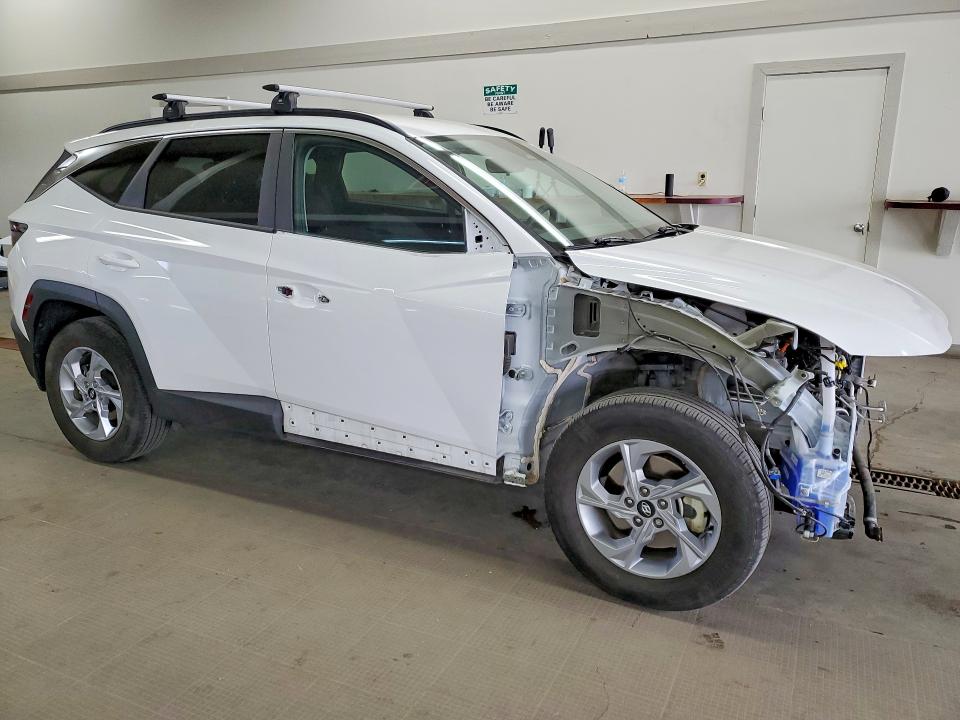 2024 Hyundai Tucson მანქანა იყიდება აუქციონზე, vin: 5NMJBCDE2RH335618, აუქციონის ნომერი: 49636036