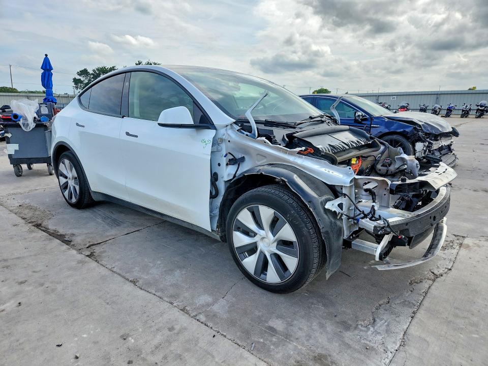 49503216 :رقم المزاد ، 7SAYGDED7RF046475 vin ، 2024 Tesla Model Y مزاد بيع