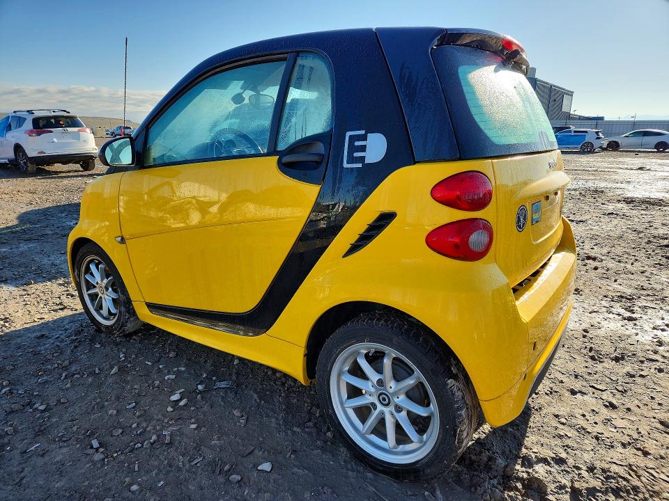 50634486 :رقم المزاد ، WMEEJ9AA8GK841997 vin ، 2016 Smart Cars Fortwo مزاد بيع