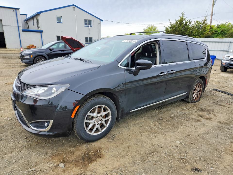 2020 Chrysler Pacifica მანქანა იყიდება აუქციონზე, vin: 2C4RC1BG6LR268995, აუქციონის ნომერი: 51260936