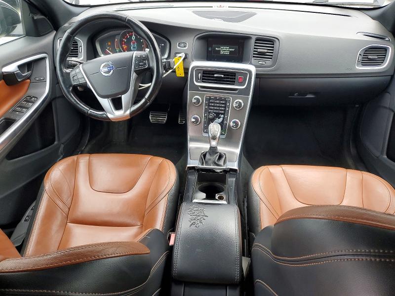 51155906 :رقم المزاد ، YV1612TM5F1359343 vin ، 2015 Volvo S60 مزاد بيع