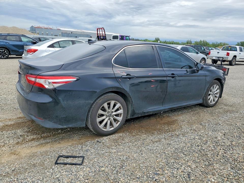 2019 Toyota Camry მანქანა იყიდება აუქციონზე, vin: 4T1B11HKXKU227687, აუქციონის ნომერი: 49455816