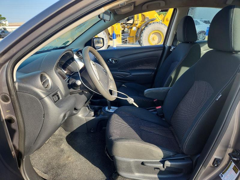 51534946 :رقم المزاد ، 3N1CN7AP3HL808766 vin ، 2017 Nissan Versa مزاد بيع