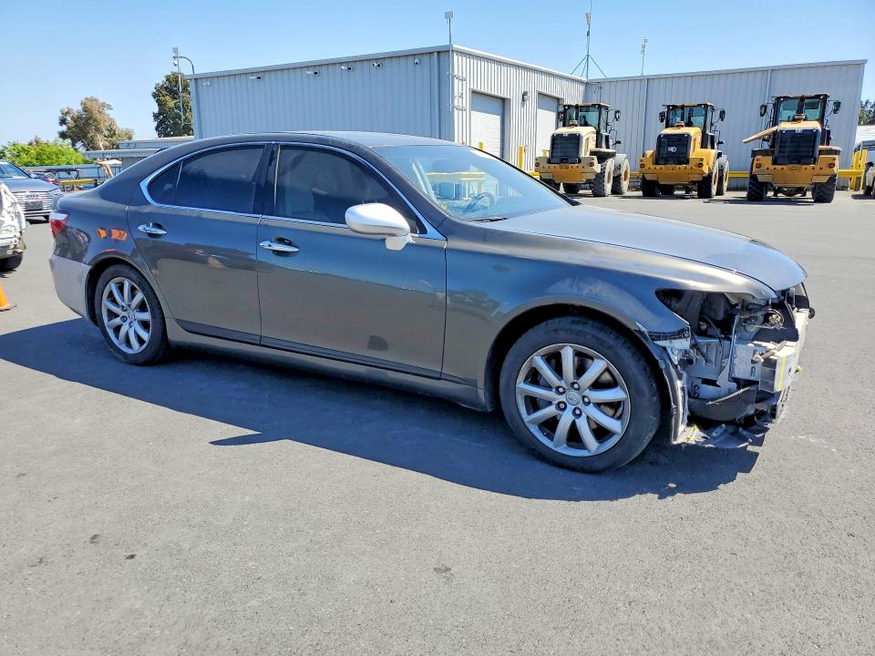 50661386 :رقم المزاد ، JTHBL46FX85057578 vin ، 2008 Lexus Ls مزاد بيع