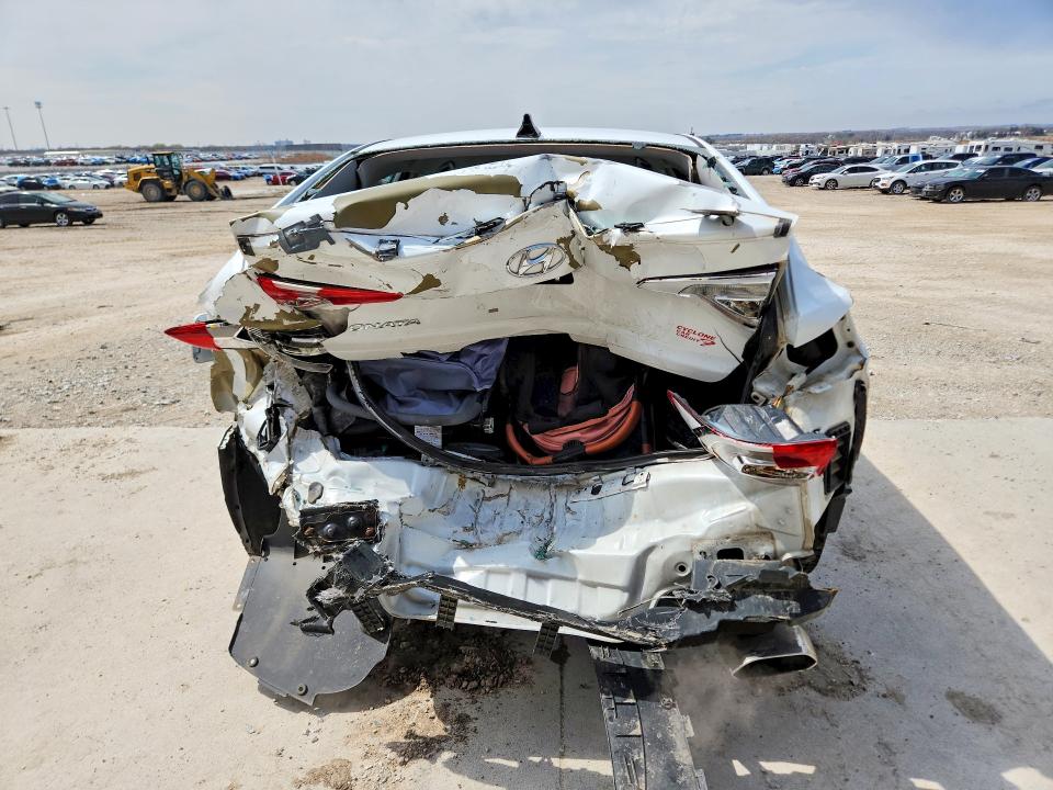2017 Hyundai Sonata მანქანა იყიდება აუქციონზე, vin: 5NPE24AF1HH531877, აუქციონის ნომერი: 49646916