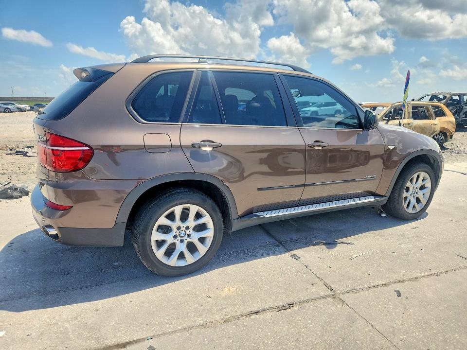 Продажа на аукционе авто 2011 Bmw X5, vin: 5UXZV4C58BL409838, номер лота: 50893346