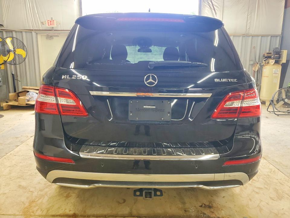 2015 Mercedes-benz Ml მანქანა იყიდება აუქციონზე, vin: 4JGDA0EB9FA580307, აუქციონის ნომერი: 51583156