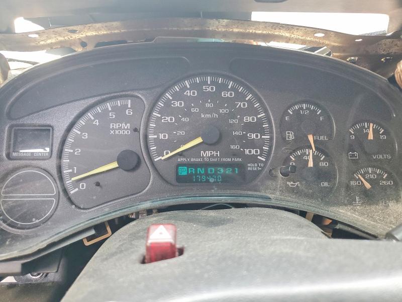 Продажа на аукционе авто 2001 Chevrolet Silverado, vin: 2GCEC19V711156527, номер лота: 51696856