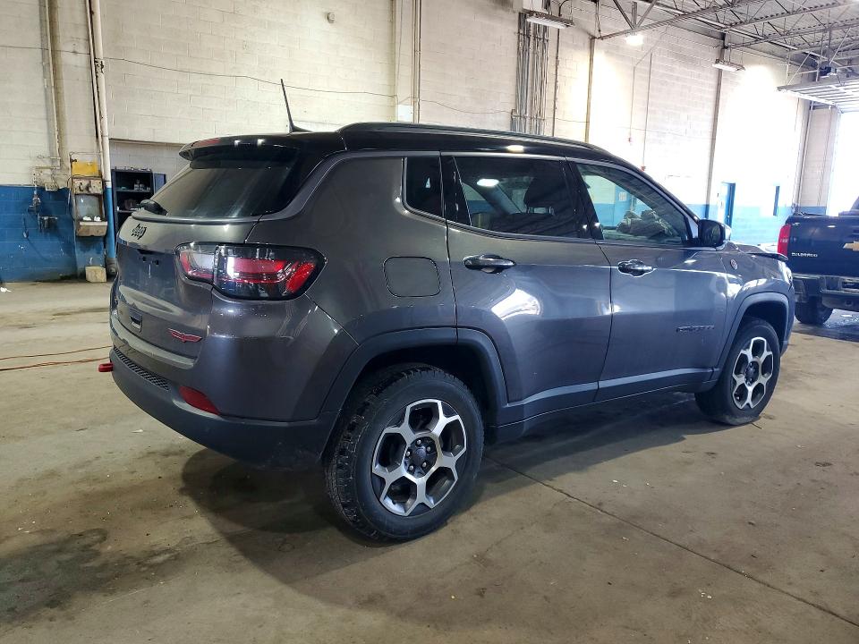 50447346 :رقم المزاد ، 3C4NJDDB0NT104584 vin ، 2022 Jeep Compass مزاد بيع