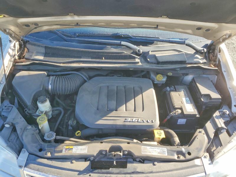49031176 :رقم المزاد ، 2C4RC1BG2GR287243 vin ، 2016 Chrysler Town & Country مزاد بيع