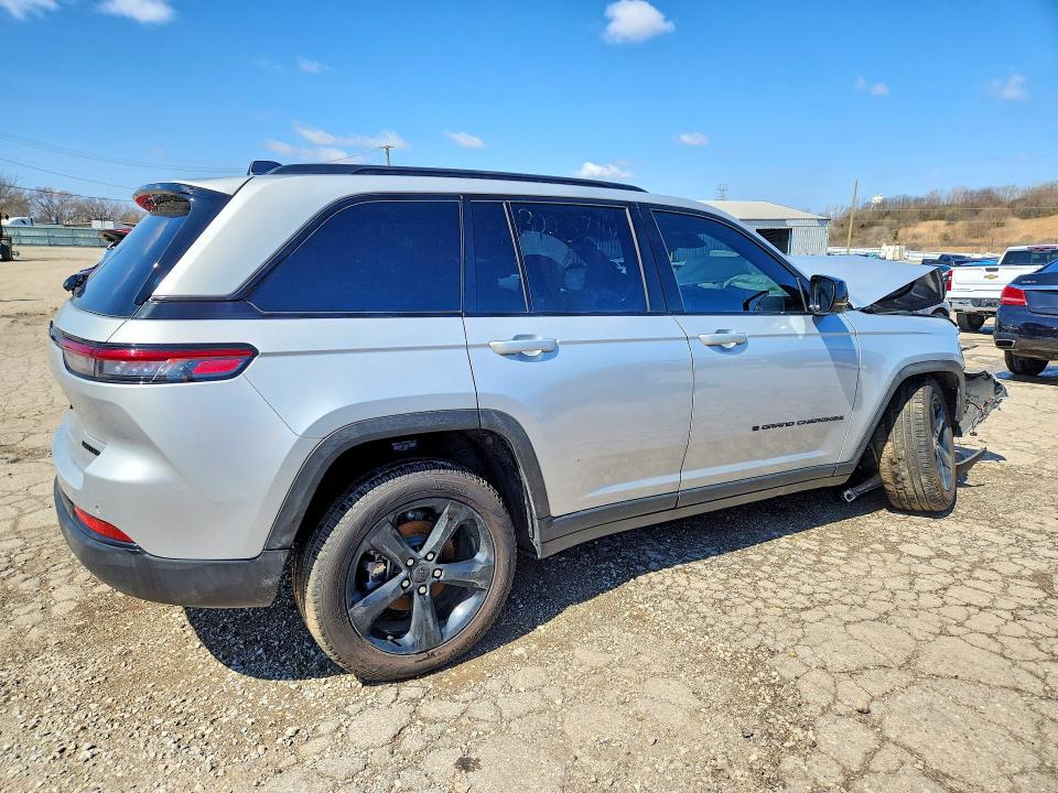 Продажа на аукционе авто 2025 Jeep Grand Cherokee, vin: 1C4RJHBG5SC339786, номер лота: 48865526