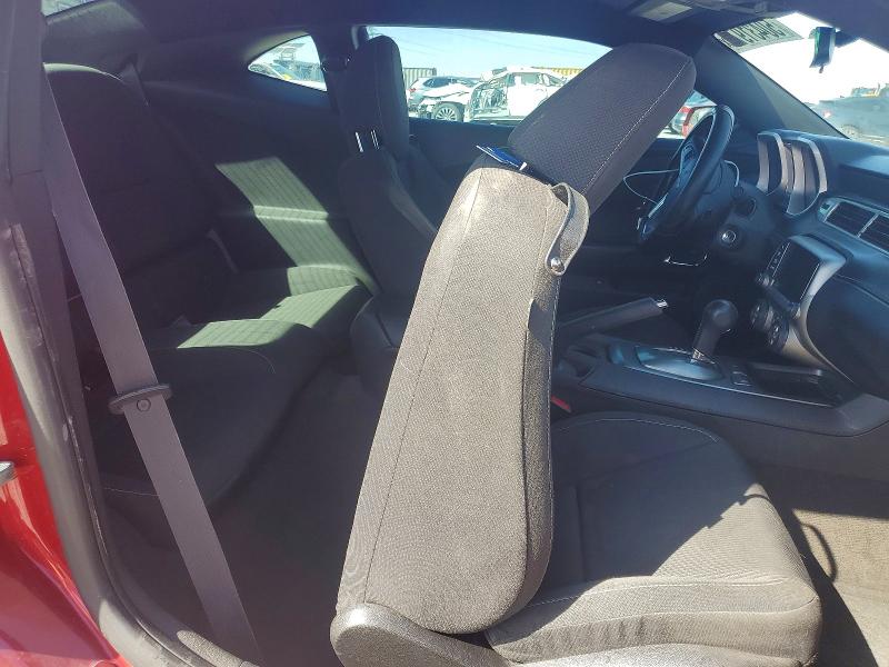 50431976 :رقم المزاد ، 2G1FD1E30F9159549 vin ، 2015 Chevrolet Camaro مزاد بيع
