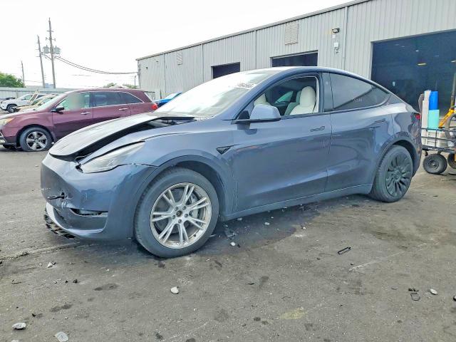48464566 :رقم المزاد ، 7SAYGAEE0PF956960 vin ، 2023 Tesla Model Y مزاد بيع